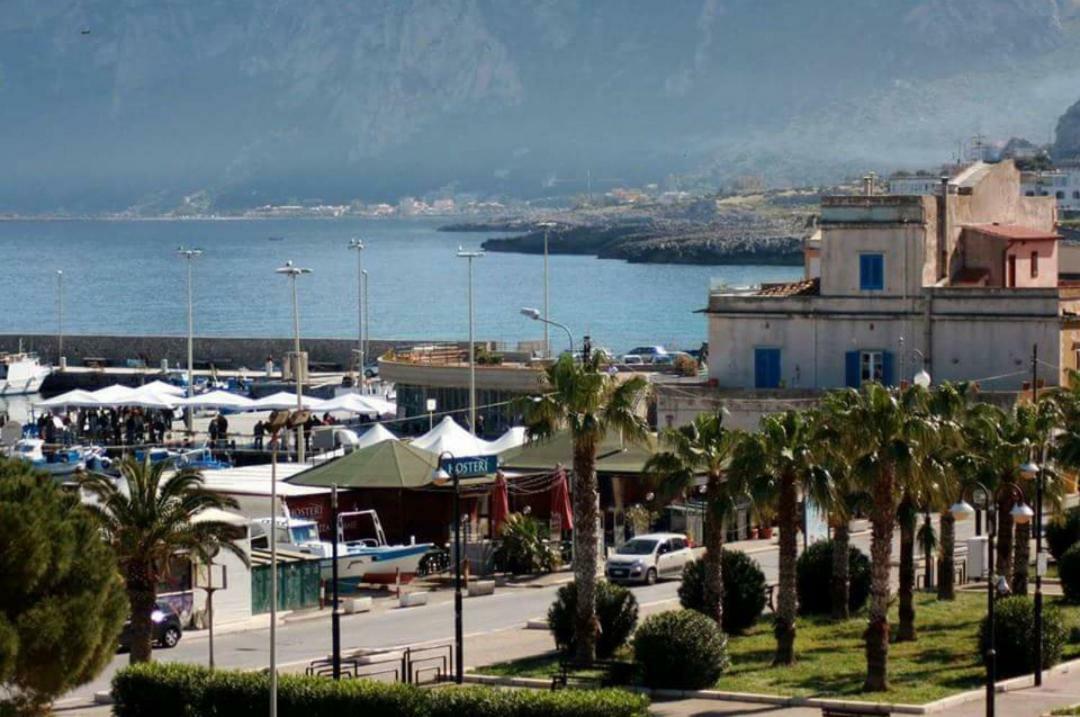 Casa Piano Ponente Hotel Isola delle Femmine Exterior photo